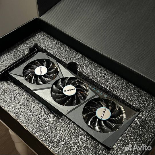 Видеокарта Radeon RX 6700 XT eagle OC 12G