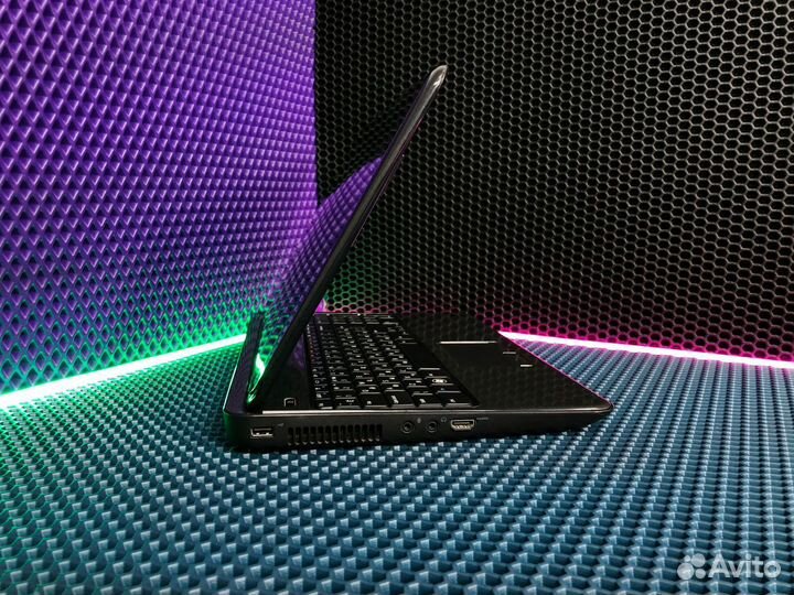 Ноутбук Dell для офиса и бизнеса с SSD и Intel