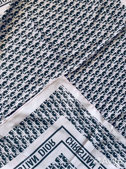 Платок Christian Dior