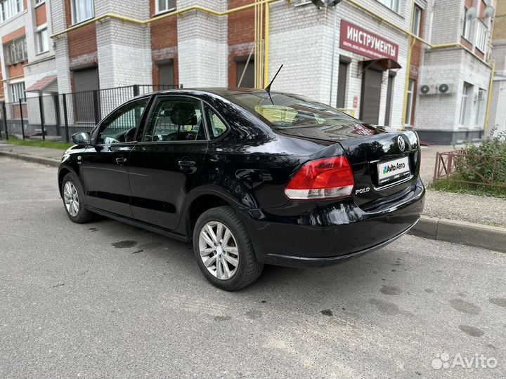 Volkswagen Polo 1.6 AT, 2013, 128 938 км