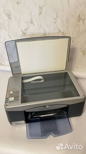 Принтер цветной hp