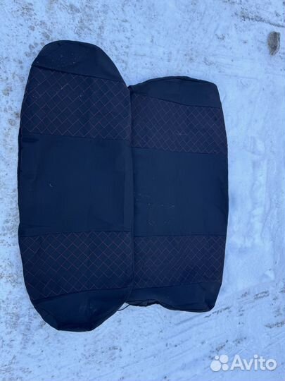 Чехлы на автомобильные сидения