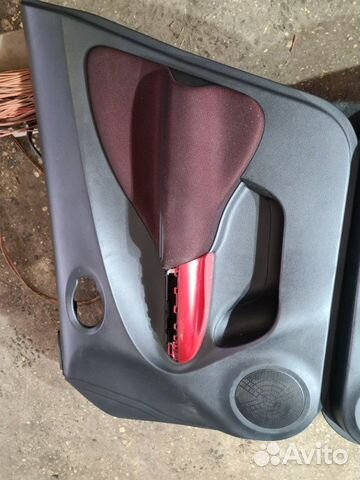 Обшивка двери передняя Nissan Juke F15 1.6 DDT