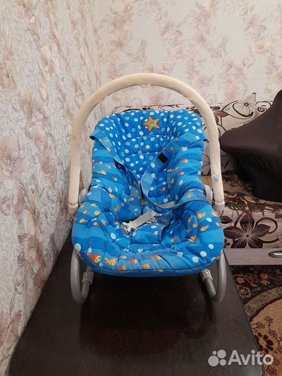 Шезлонг детский