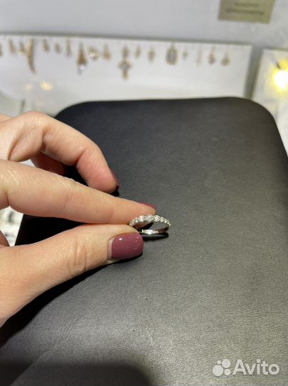 Кольцо с бриллиантами