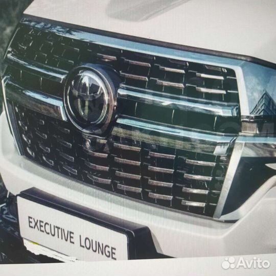 Решетка радиатора Land cruiser 200 Executive loung