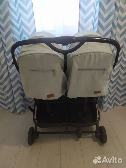 Прогулочная коляска для двойни