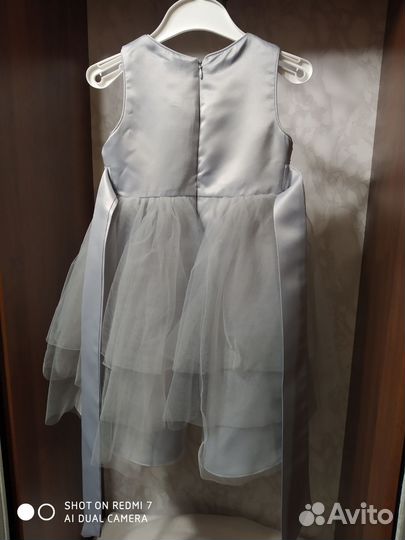 Нарядное платье для девочки