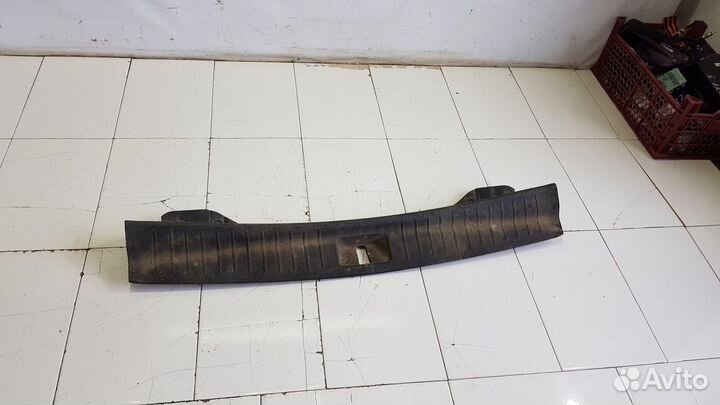 Обшивка багажника на заднюю панель (Lifan X60)