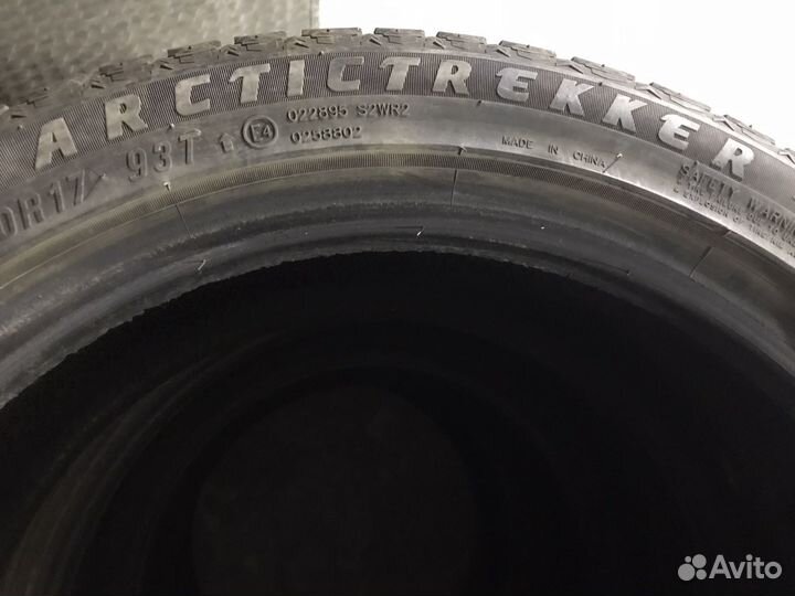 Maxxis Arctic Trekker SP03 205/50 R17 93