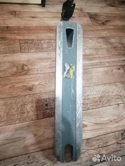 Дека с вилкой под резьбу на трюковой самокат парк