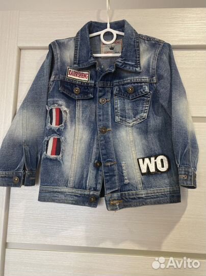 Джинсовая куртка