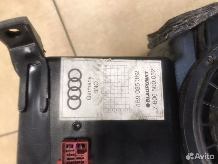 Штатный сабвуфер audi а6