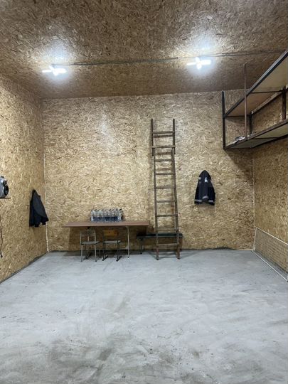 Гараж, > 30 м²