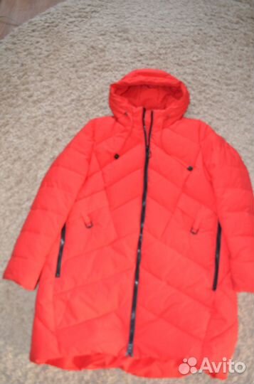 Продам женский пуховик
