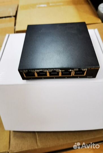 Коммутатор TP-link TL-SG1024DE