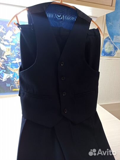 Школьный костюм для мальчика 140 синий