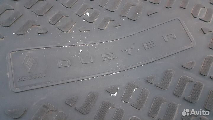 Рено Дастер коврик багажника