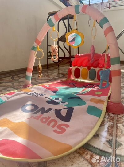 Развивающий коврик