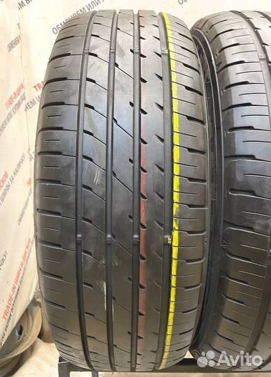 Dunlop Enasave RV504 215/60 R17 96R