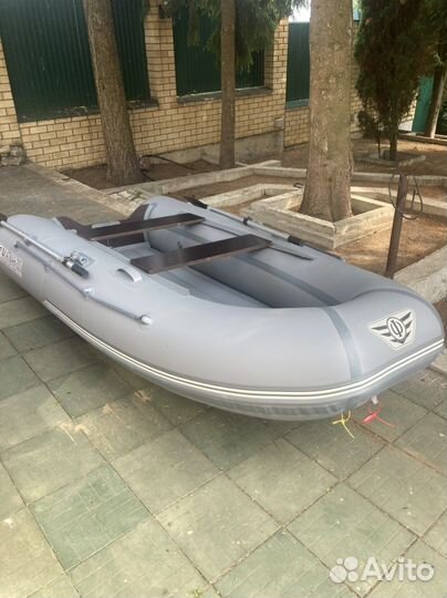 Лодка нднд Флагман