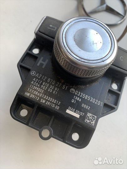 Блок управления мультимедиа центральной консоли Ме