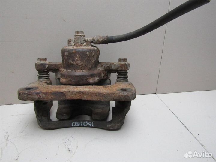 Суппорт задний правый Kia Sorento 2002-2009