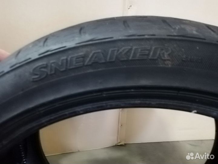 Bridgestone Sneaker 235/40 R18 91W