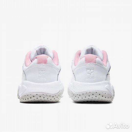 Теннисные кроссовки nike 36