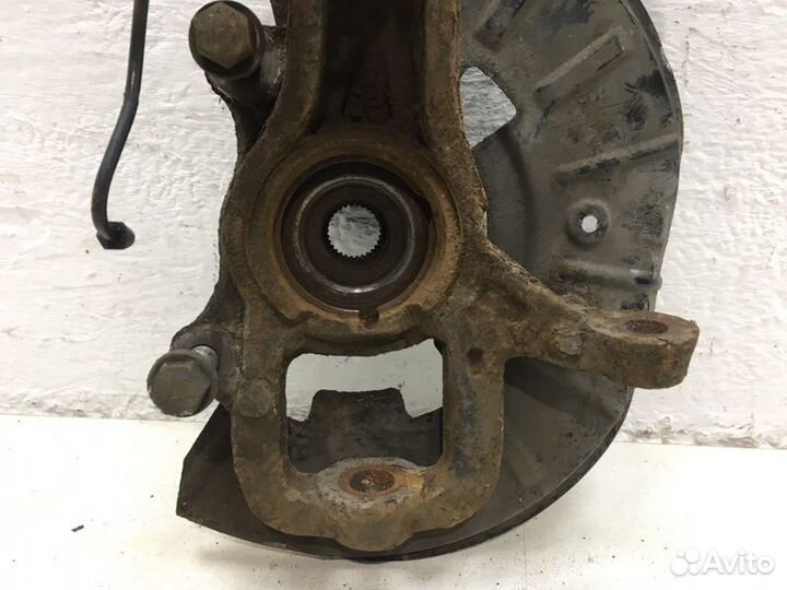 Кулак поворотный передний правый Volkswagen