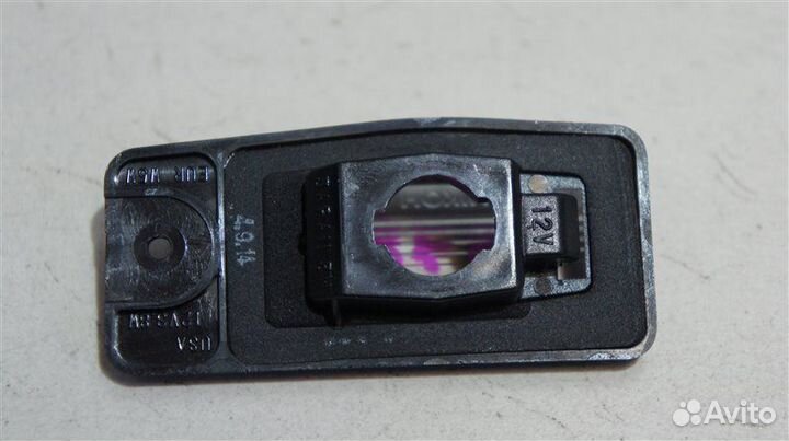 Фонарь подсветки номера Nissan Murano