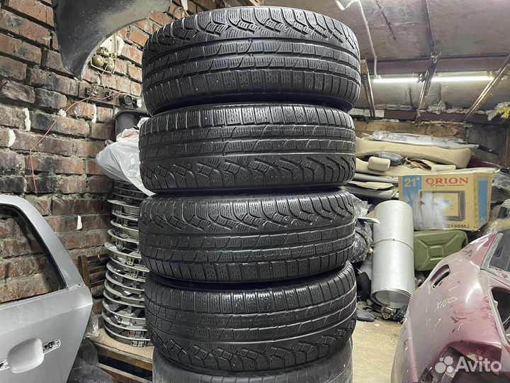 Pirelli Winter Sottozero 210 225/60 R17