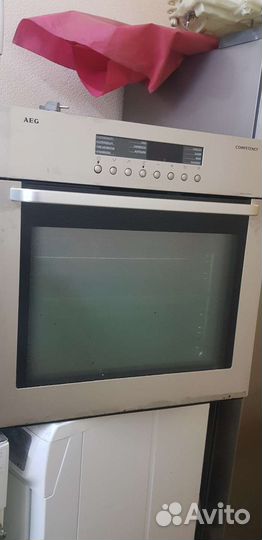 Духовой шкаф aeg
