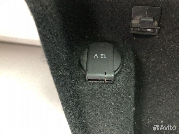 Обшивка багажного отделения Audi A6