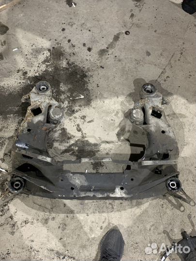 Балка подвески (подрамник) Audi A6 C5
