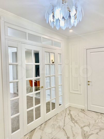 2-к. квартира, 78 м², 2/8 эт.