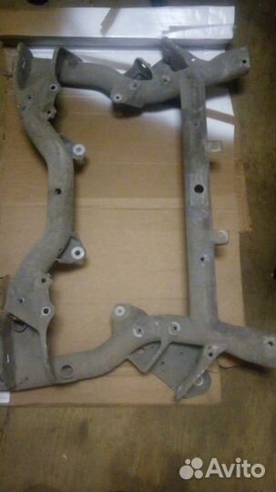 Подрамник передний Мерседес w212