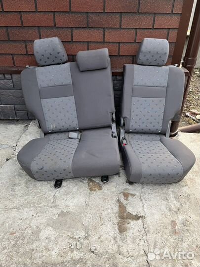 Сиденье в автомобиль б/у
