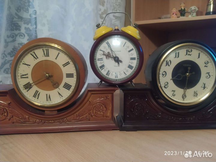 Часы настольные весна, будильник янтарь