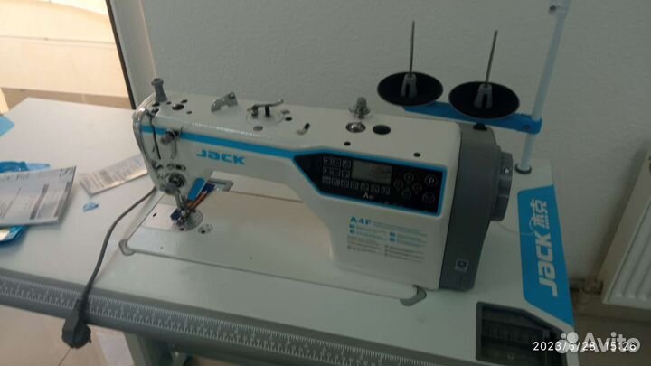 Швейная машина jack f5