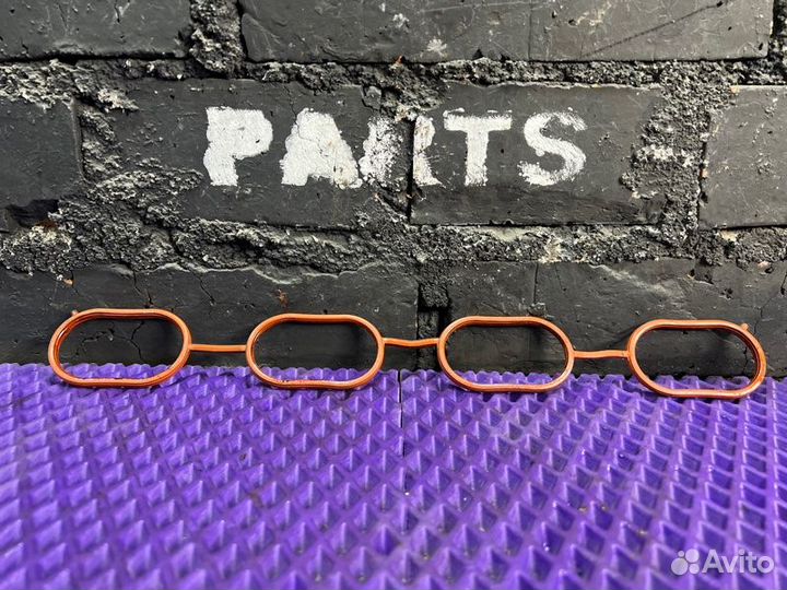 Прокладка впускного коллектора Toyota Wish