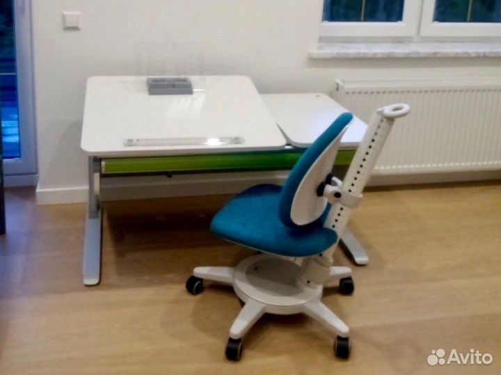 Растущая парта Winner Split от Moll