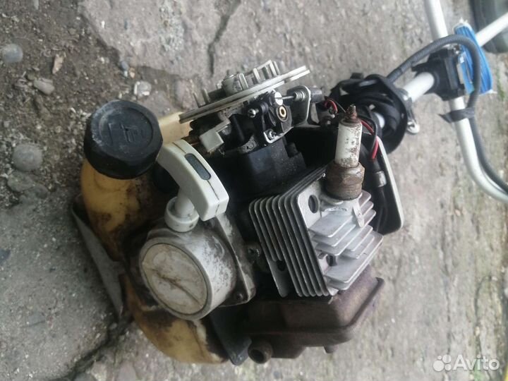 Триммер бензиновый