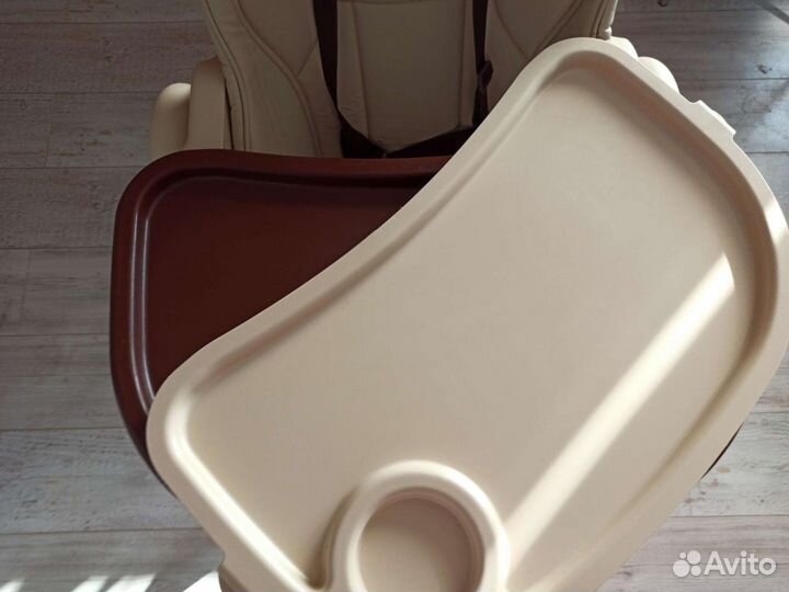 Детский стульчик для кормления