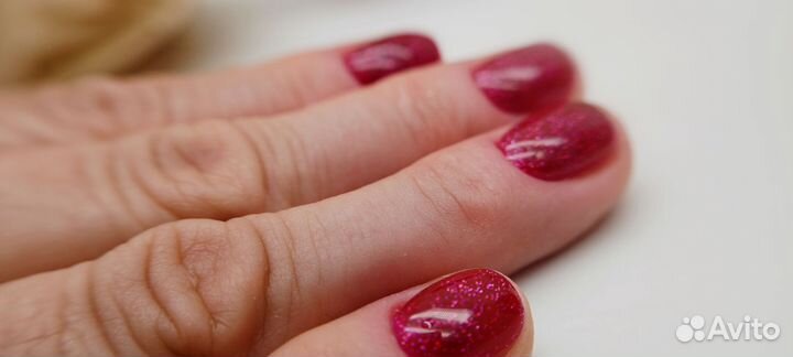 Требуется модель на маникюр/педикюр