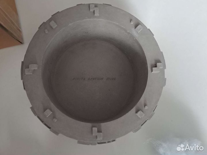 Кашпо Nikita Anokhin панелька круглый дом бетон