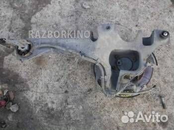 Кулак задний левый Вольво