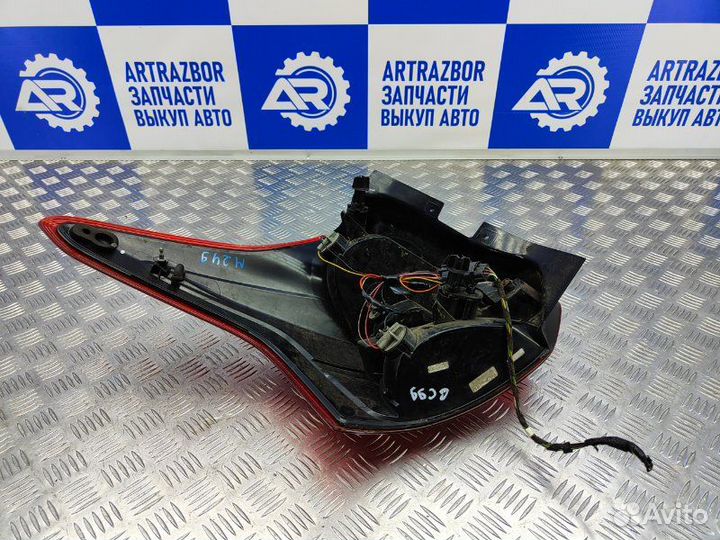 Фонарь задний правый Ford Focus 3 CB8 1.6 iqdb 105