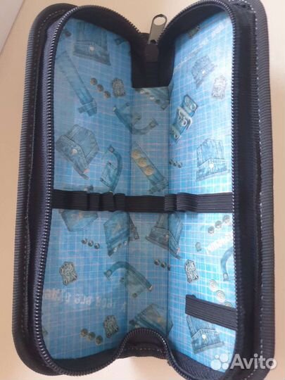 Пенал школьный