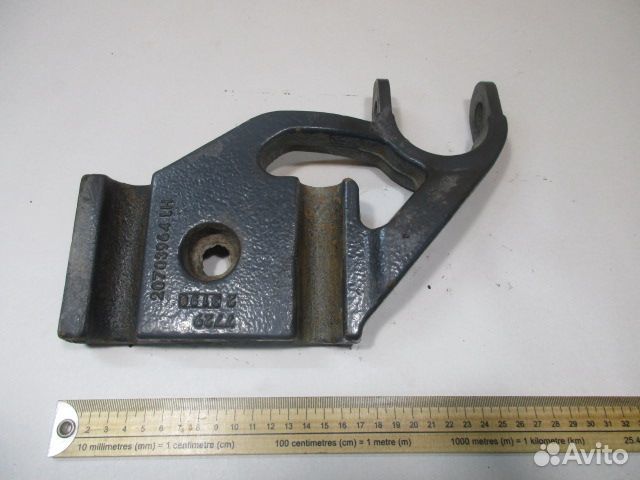 Опора переднего амортизатора нижняя Volvo FM13 FH1